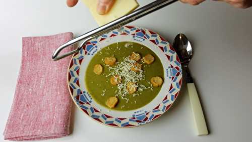 Potage crémeux aux poireaux et pommes de terre