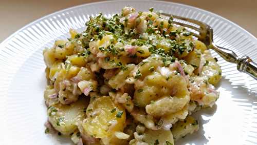 Salade de pommes de terre à l’alsacienne (Krumbeersalat)