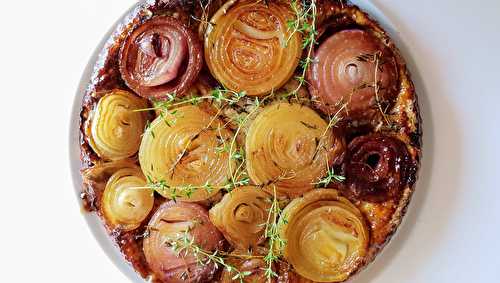 Tatin d’oignons au thym