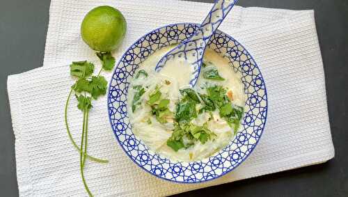 Soupe au poulet façon thaï