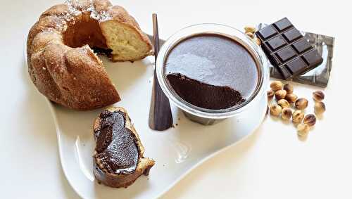 Pâte à tartiner au chocolat noir et aux noisettes - Mariatotal