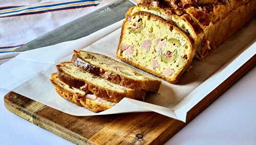 Cake aux olives et jambon blanc