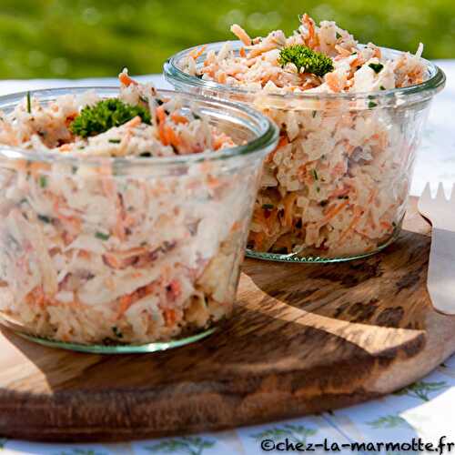 Salade de carotte et de chou à la sauce cajou et moutarde à l’ancienne