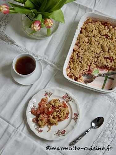 Crumble céleri, pommes et fraises (Un légume, trois recettes)