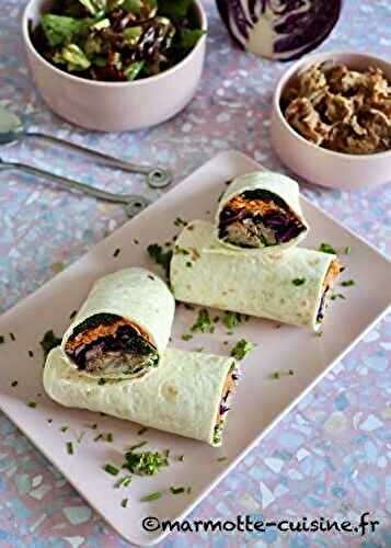 Wraps d’effiloché de porc, fines herbes et chou rouge (Un légume, trois recettes) 