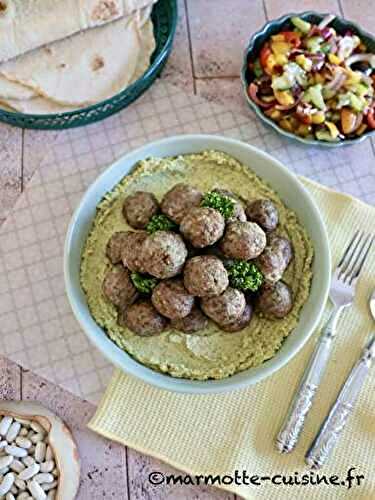 Houmous de haricots blancs et boulettes de bœuf à la fleur d’oranger (Boulettes Mania)