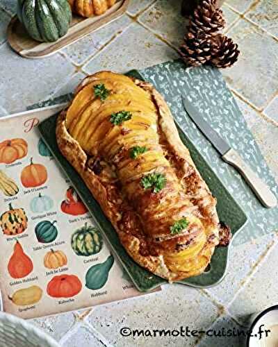 Tarte rustique à la butternut hasselback, taleggio et oignons