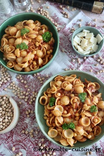 Orecchiette aux pois chiches et guanciale