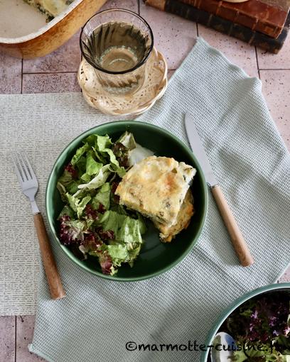 Clafoutis à la semoule, poêlée de courgette et billes de mozzarella