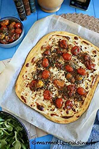 Polenta au four, feta, béchamel et tomates au zaatar 