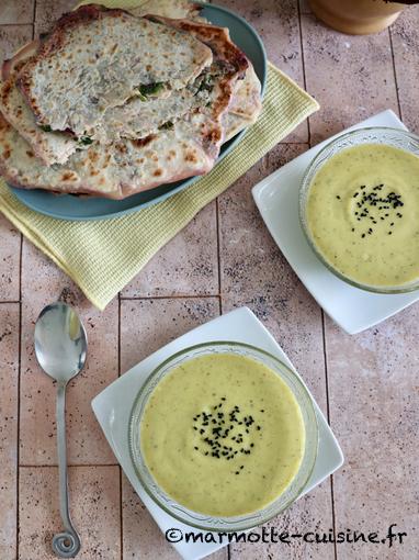 Soupe de courgette à la Vache qui rit et galettes aux herbes