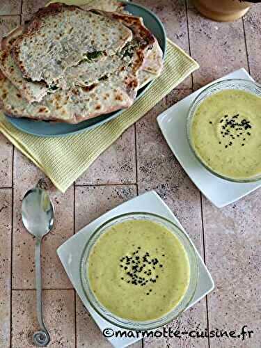 Soupe de courgette à la Vache qui rit et galettes aux herbes
