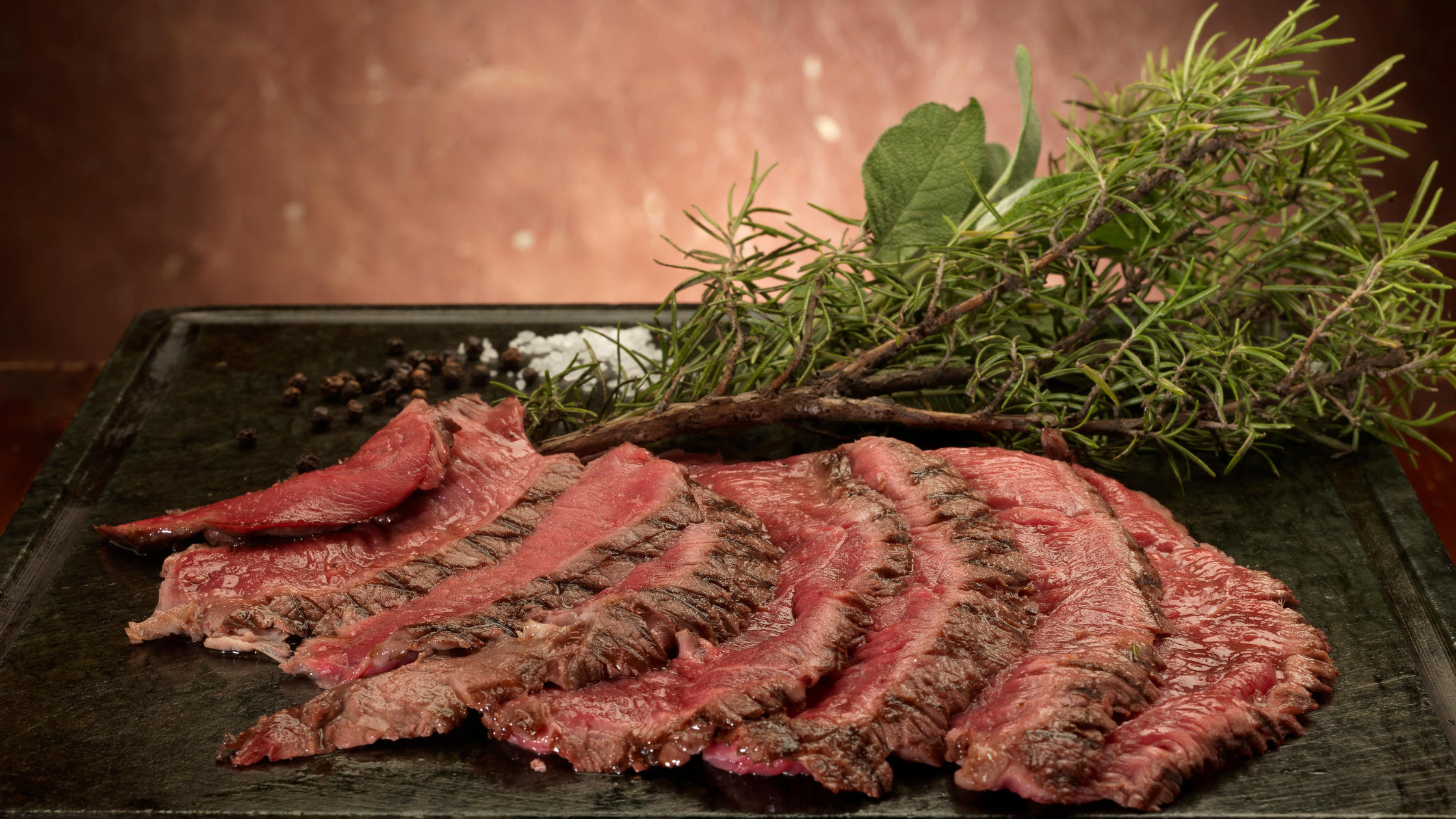 Tagliata De Boeuf Poivré Au Four | Marron Chantilly