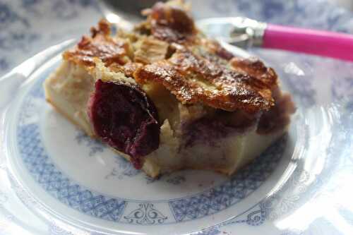 CLAFOUTIS AUX CERISES ET RHUBARBE