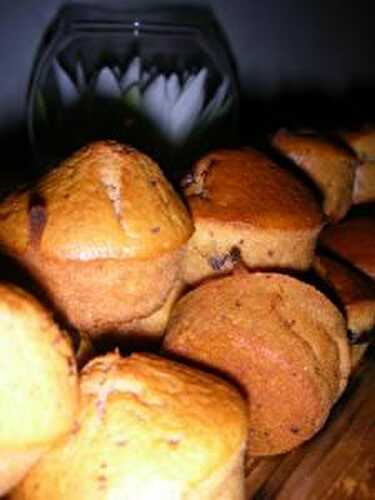 MINI MUFFINS A LA ROSE ET PEPITES DE CHOCOLAT...