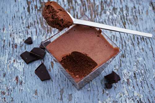 Mousse au chocolat noir pour 3 ou 4 personnes