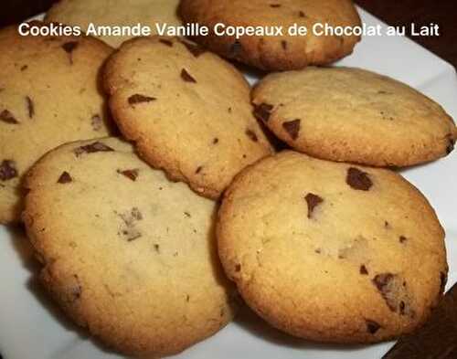 Cookies Day #4 - Cookies Amande Vanille Copeaux de Chocolat au Lait