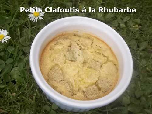 Un Tour en Cuisine #411 - Petits Clafoutis à la Rhubarbe