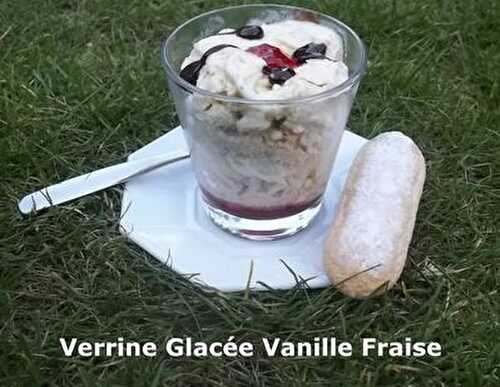 Verrine Glacée Vanille Fraise