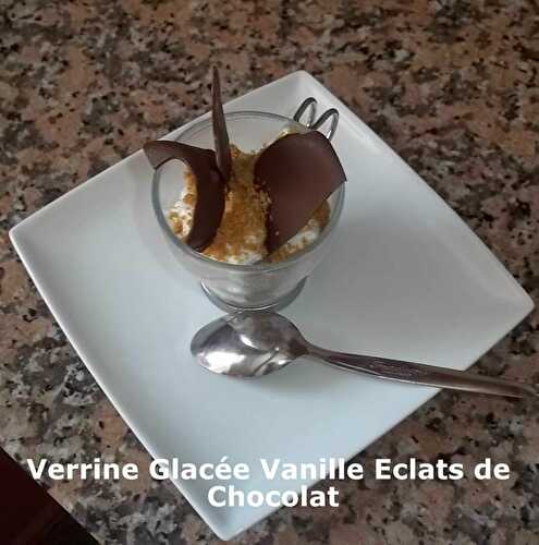 Verrines Glacées Vanille Eclats de Chocolat Noir pour un Défi