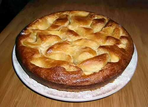 Gâteau aux pommes à la crème de vanille : moelleux, fondant et irrésistible
