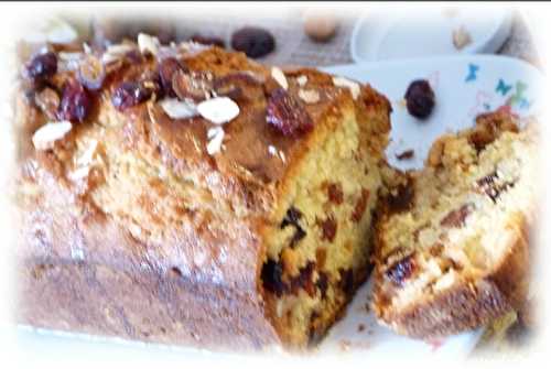 Cake aux Fruits secs et Amandes