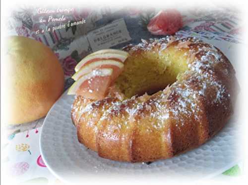 Gâteau trempé ( ou mouillé ) au Pomelo et poudre d'amande