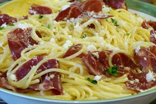 Spaghettis Carbonara " Les VRAIES "