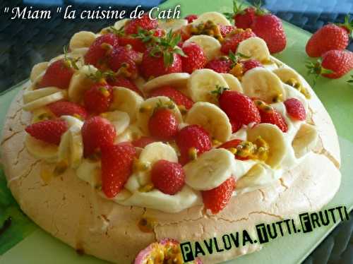 Pavlova Tutti Frutti