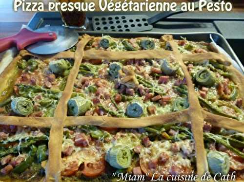 Pizza presque végétarienne au Pesto l'ail des Ours