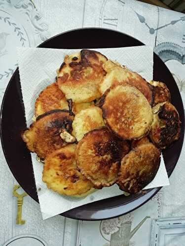 Beignets aux pommes à la poêle