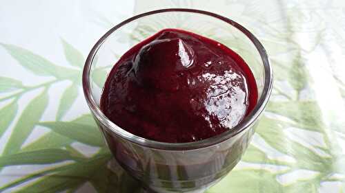 Compote poires cassis