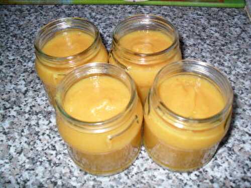 Compote pommes abricots