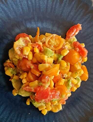 Salade de tomates , truite fumée