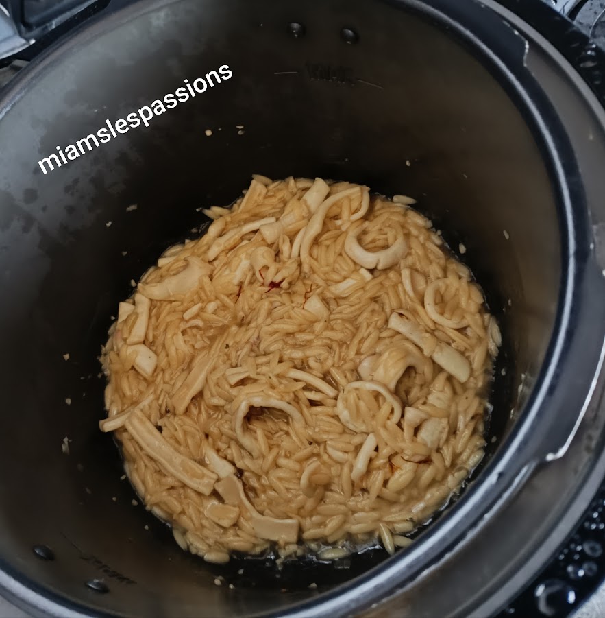 Orzo calamars