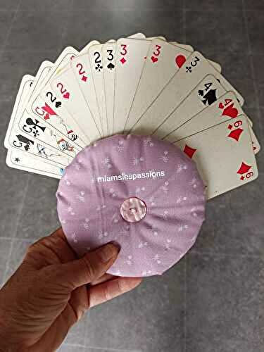 Porte carte à jouer