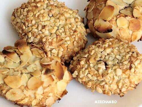 BISCUITS SURPRISE AUX AMANDES