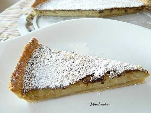 Tarte à la rhubarbe et à la crème d'amandes, pâte à tarte rapide