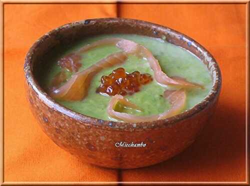 VELOUTE DE PETITS POIS AU CURRY ET AU SAUMON FUME, le Clos St-Joseph de Villars-sur-Var