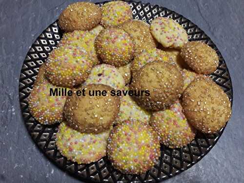 Biscuit de Noël doré