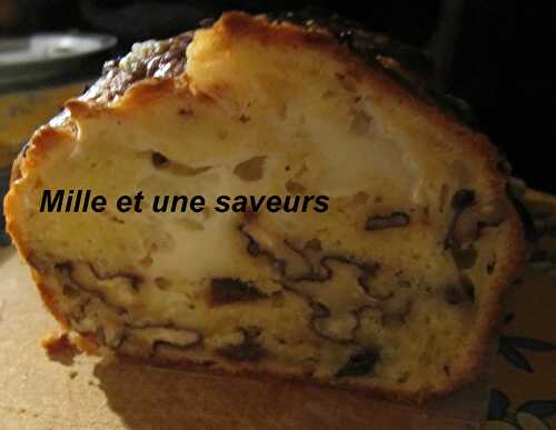 Cake salé au chèvre et noix