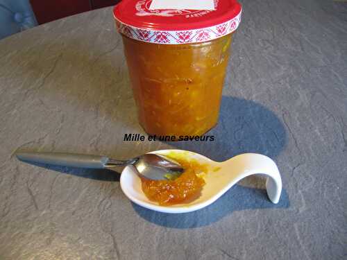 Confiture de potimarron et orange parfumée à l'étoile de badiane et fève de tonka