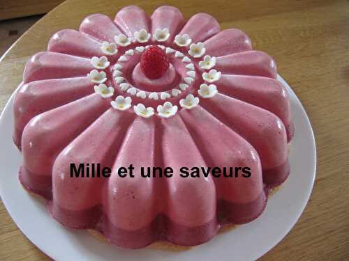 Entremet mousse de framboises et mousses de fruits rouges