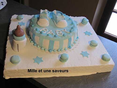 Gâteau réalisé pour un baby shower avec du curd framboise