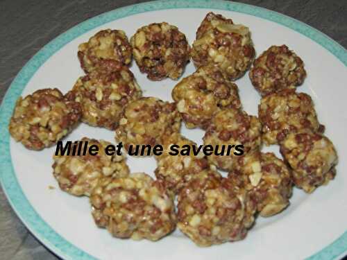 Mini boulettes aux fruits secs