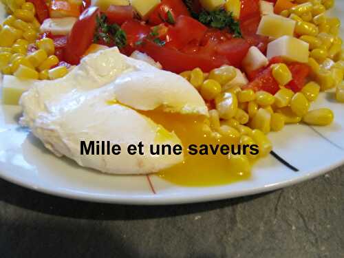 Oeuf poché et sa petite salade