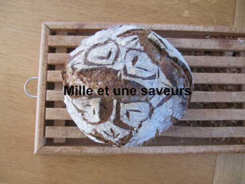 Pain au levain cuit en cocotte