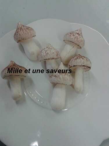 Petits champignons en meringue