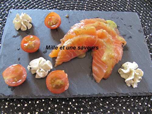 Saumon fumé maison sans fumoir ou saumon Gravlax