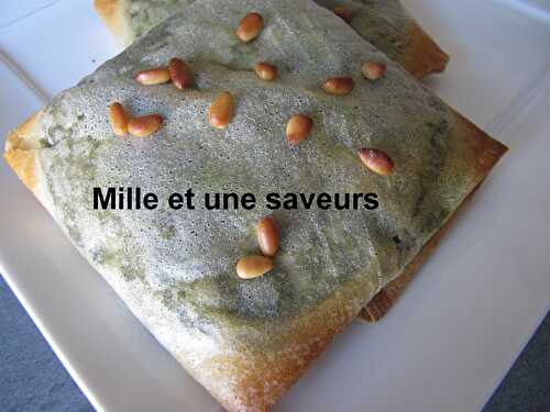 Spanakopita : épinard, féta sur feuille de brick